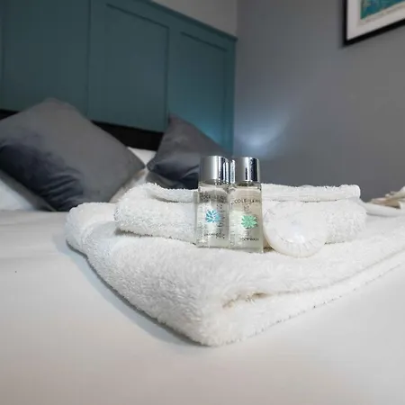 Westbourne Apartment Scarborough