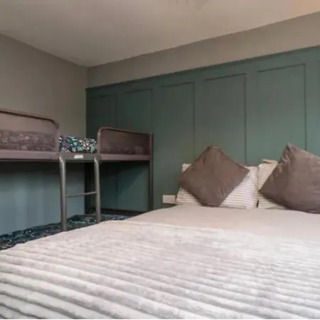 Westbourne * Scarborough