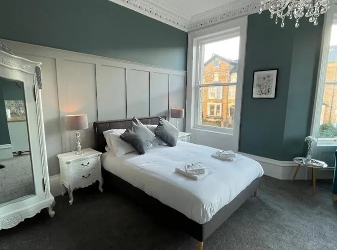 Westbourne Apartamento *