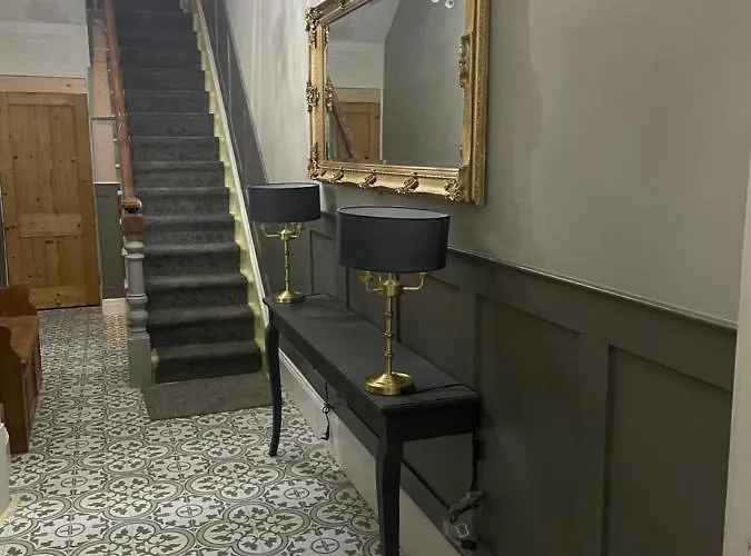 Westbourne * Scarborough